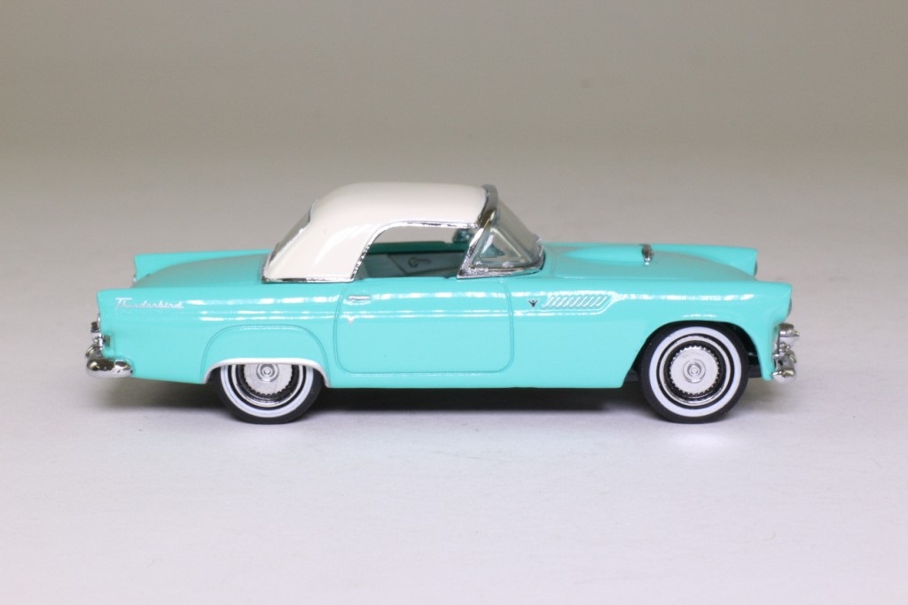 Matchbox Collectibles DYG08; 1955 Ford Thunderbird